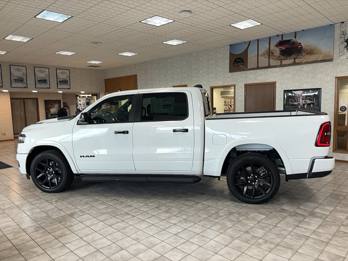 2026 RAM 1500 Laramie - Photo 7