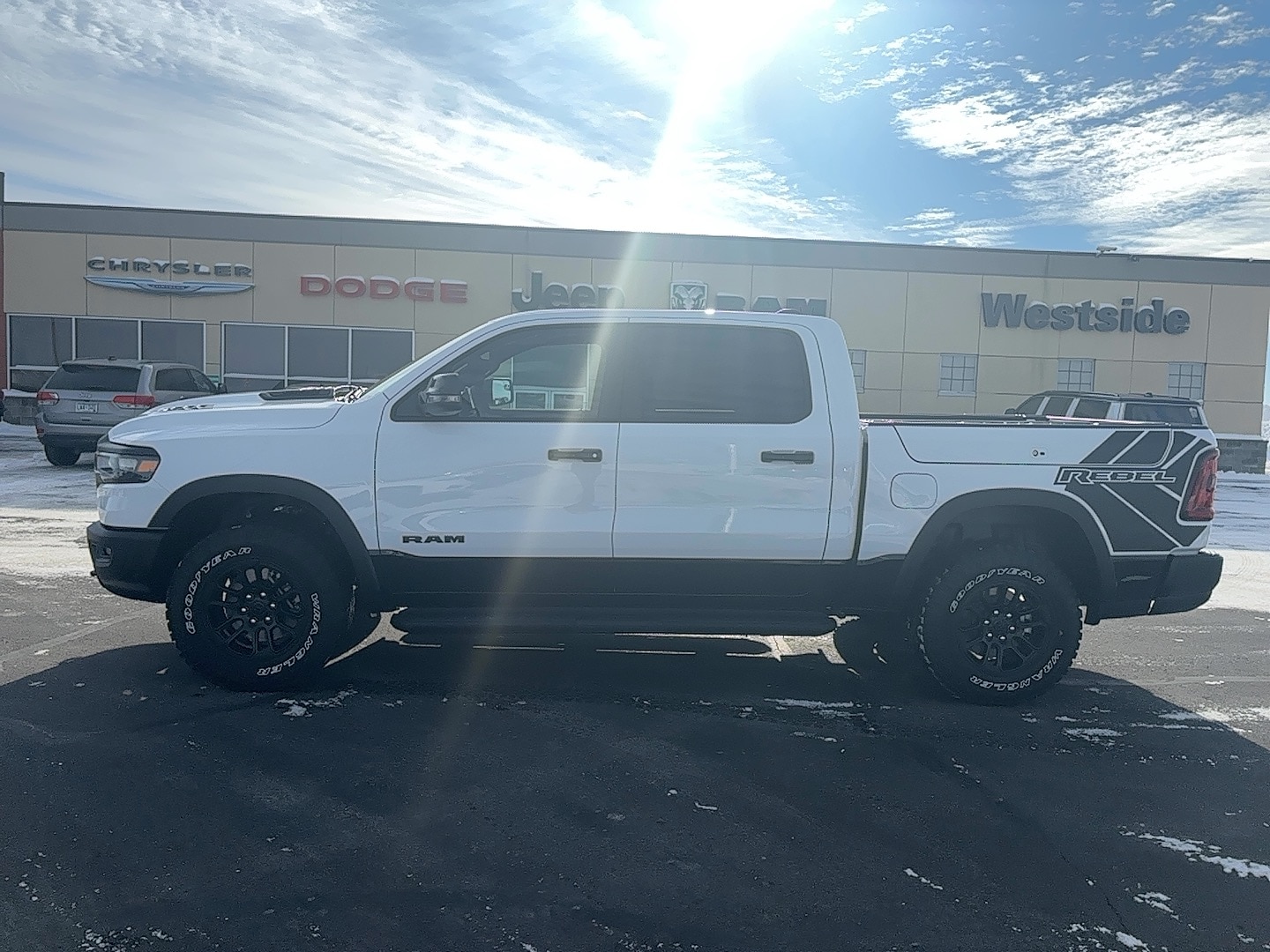 2026 RAM 1500 Rebel - Photo 8