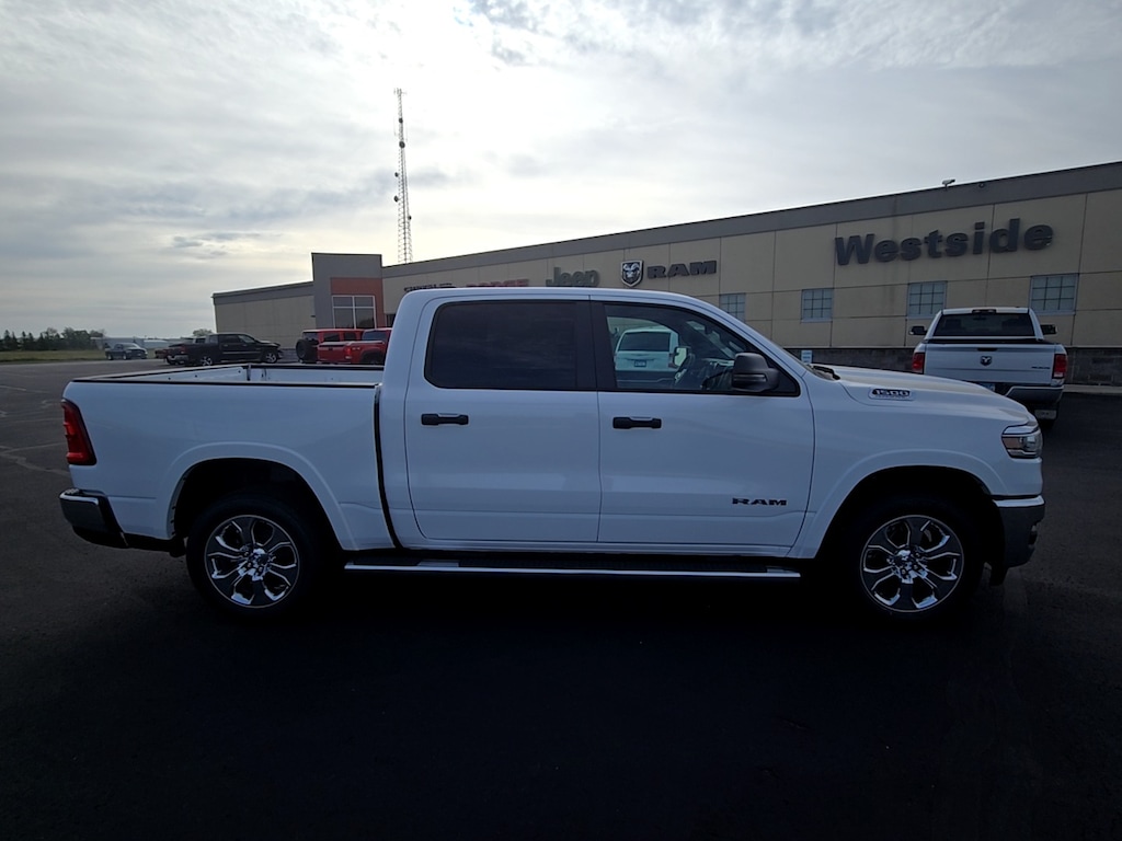 New 2026 Ram 1500 BIG HORN CREW CAB 4X4 5'7 BOX Pickup