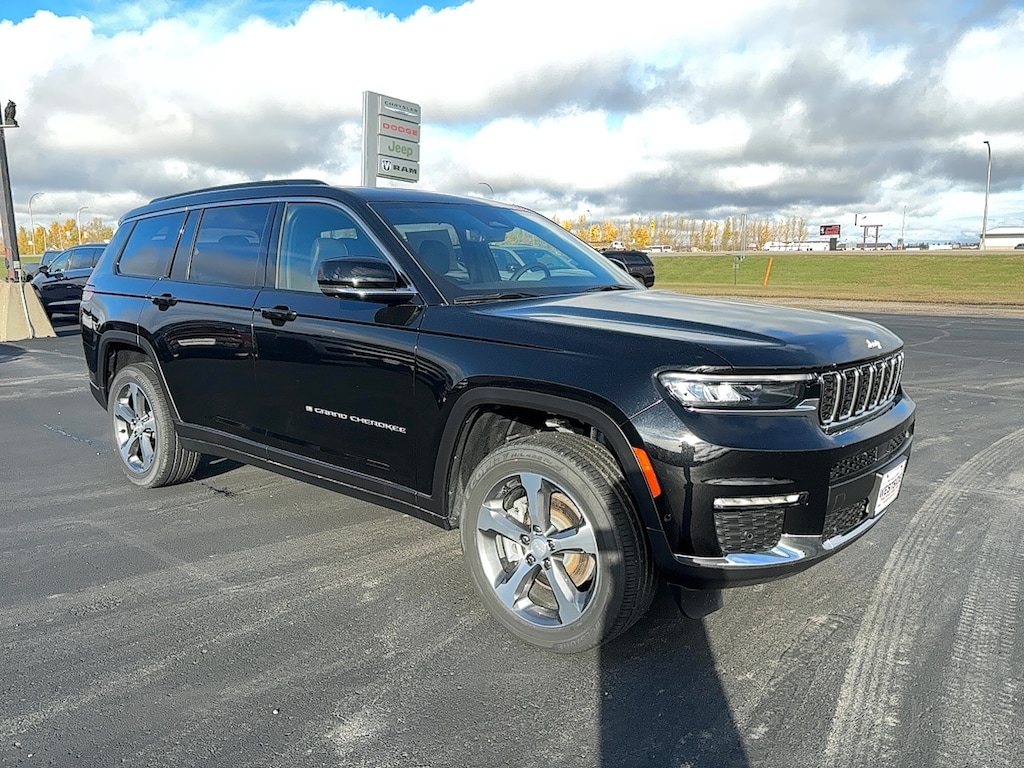 New 2025 Jeep Grand Cherokee L LIMITED 4X4 Sport Utility