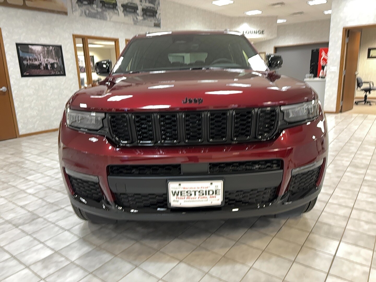 2025 Jeep Grand Cherokee Limited photo 4
