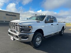 2026 Ram 3500 TRADESMAN CREW CAB 4X4 8' BOX Pickup