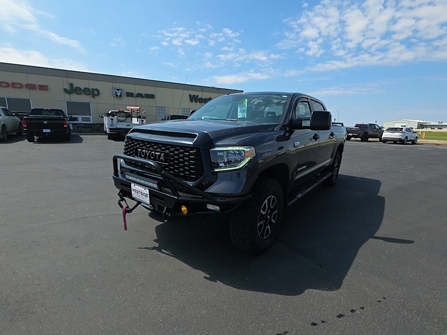 2018 Toyota Tundra SR5 5.7L 4WD Crew Max Short Bed's photo