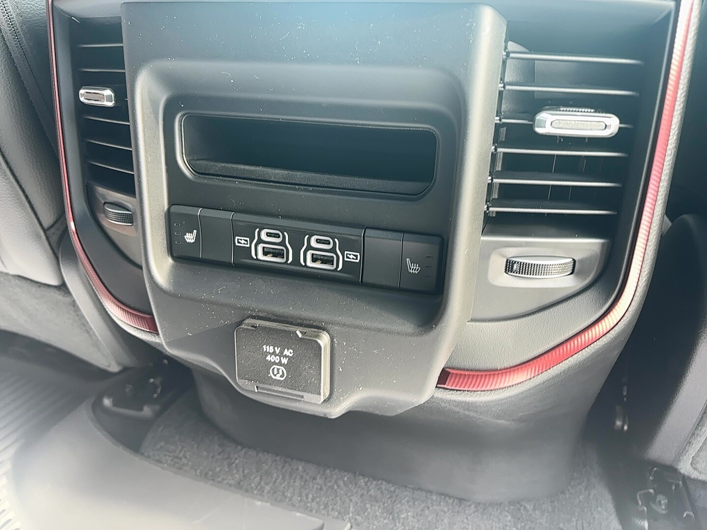 2026 RAM 1500 Rebel - Photo 21