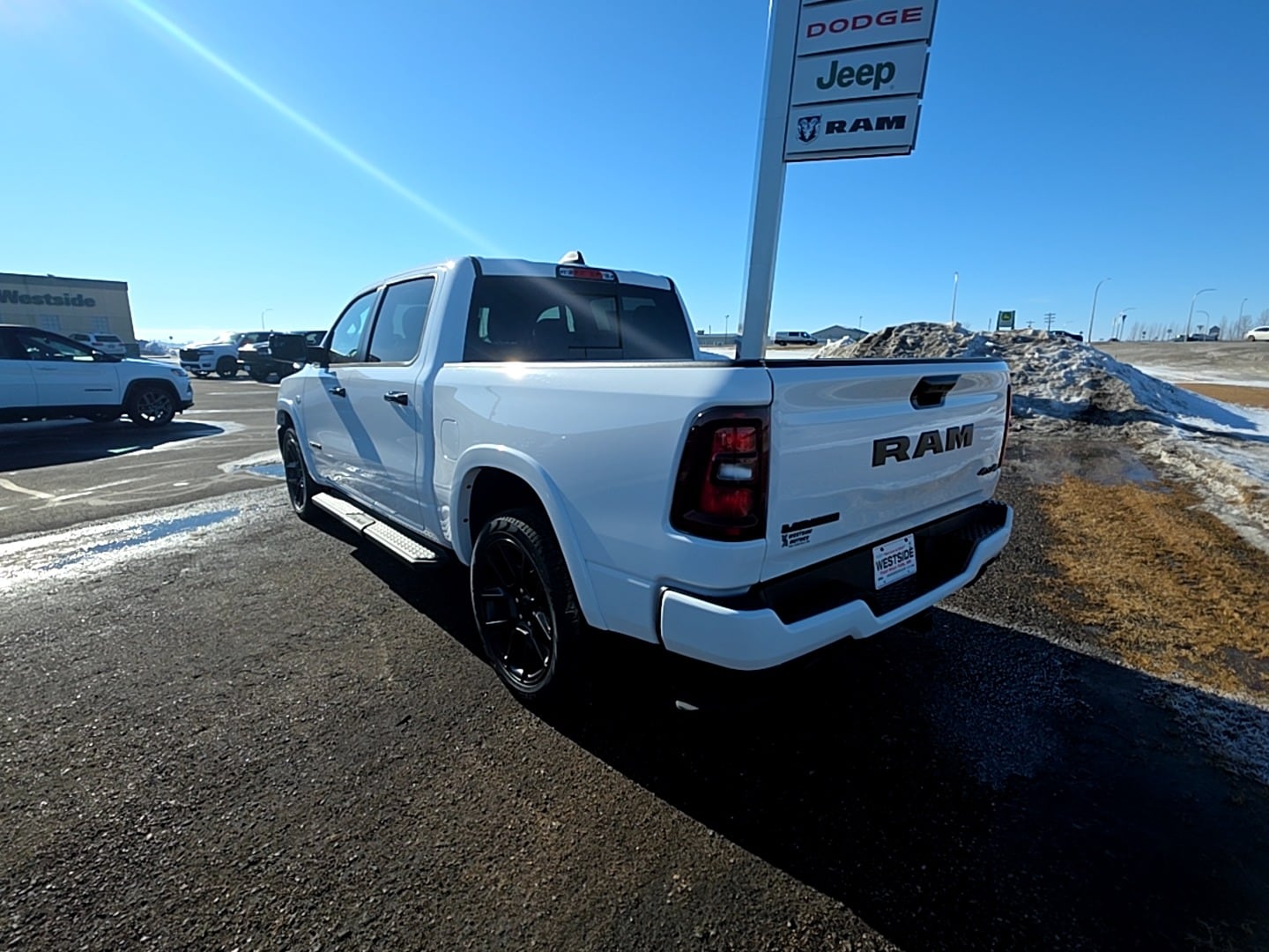2026 RAM 1500 Laramie - Photo 7