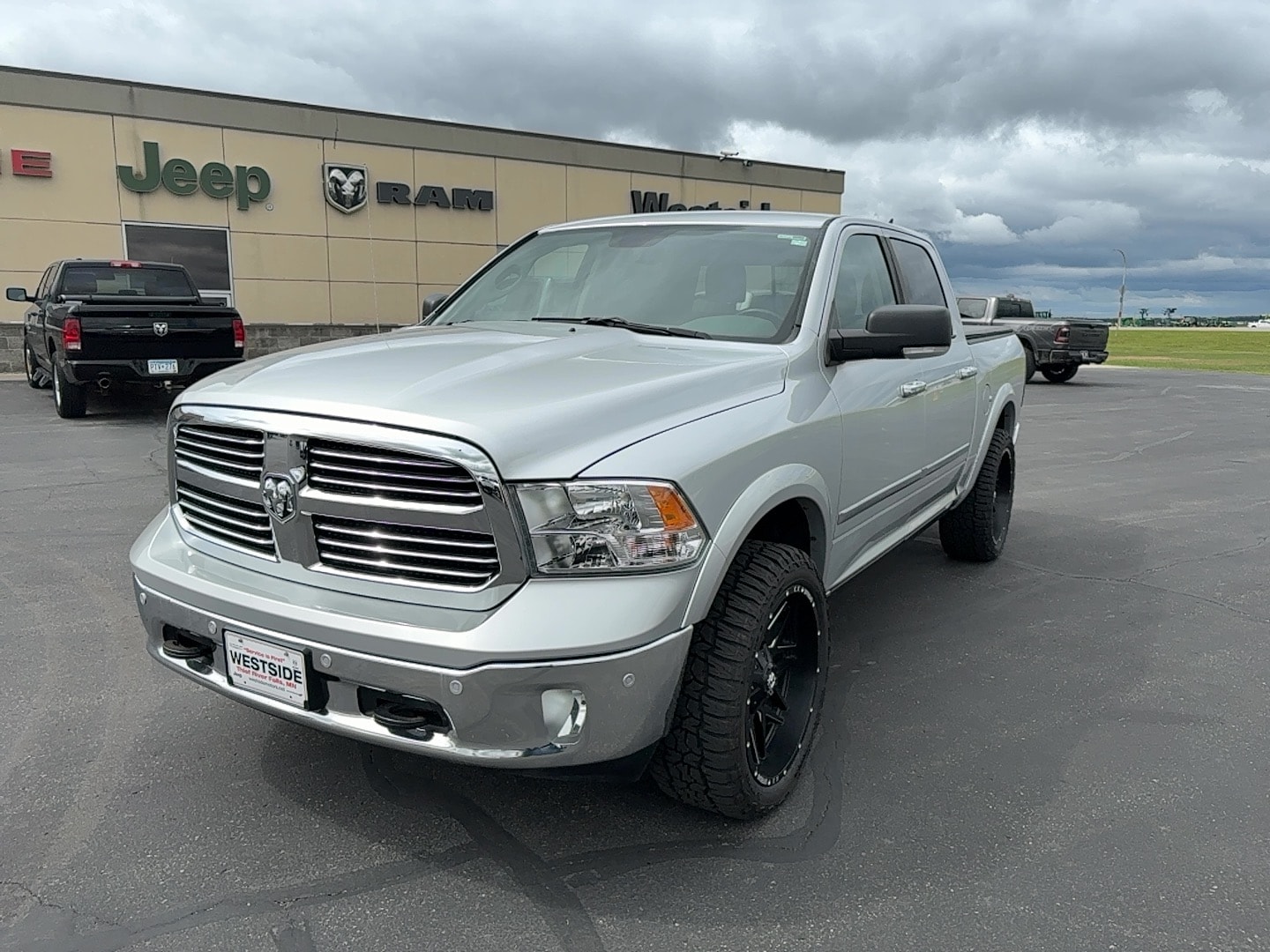  2016 RAM 1500 Big Horn Crew Cab 4WD   