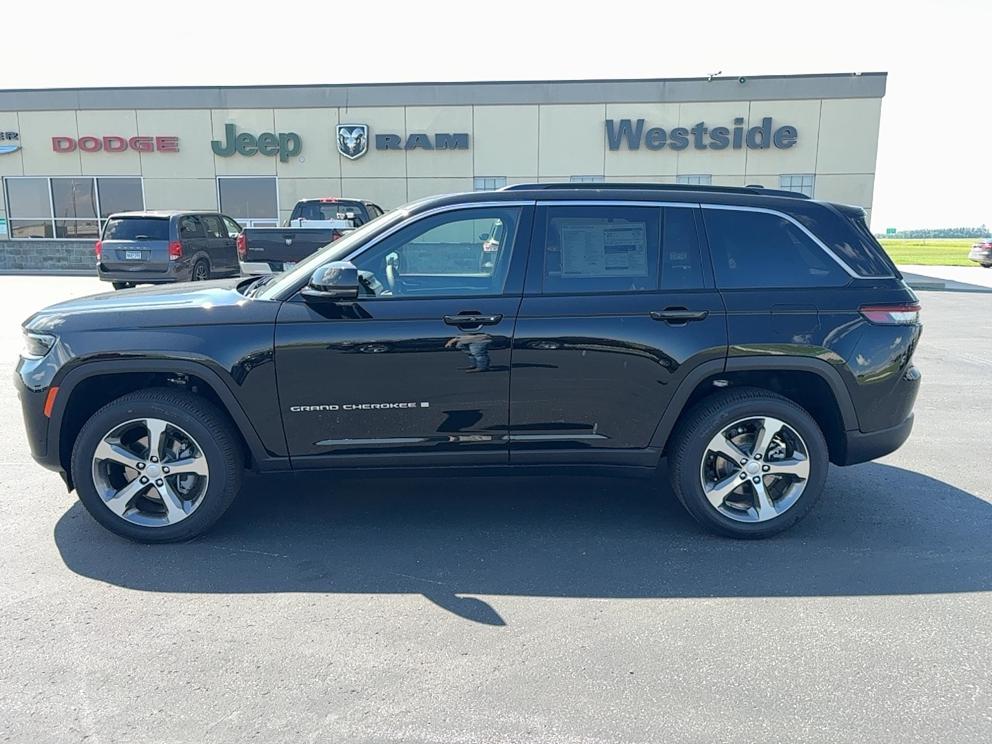 2026 Jeep Grand Cherokee Limited - Photo 8