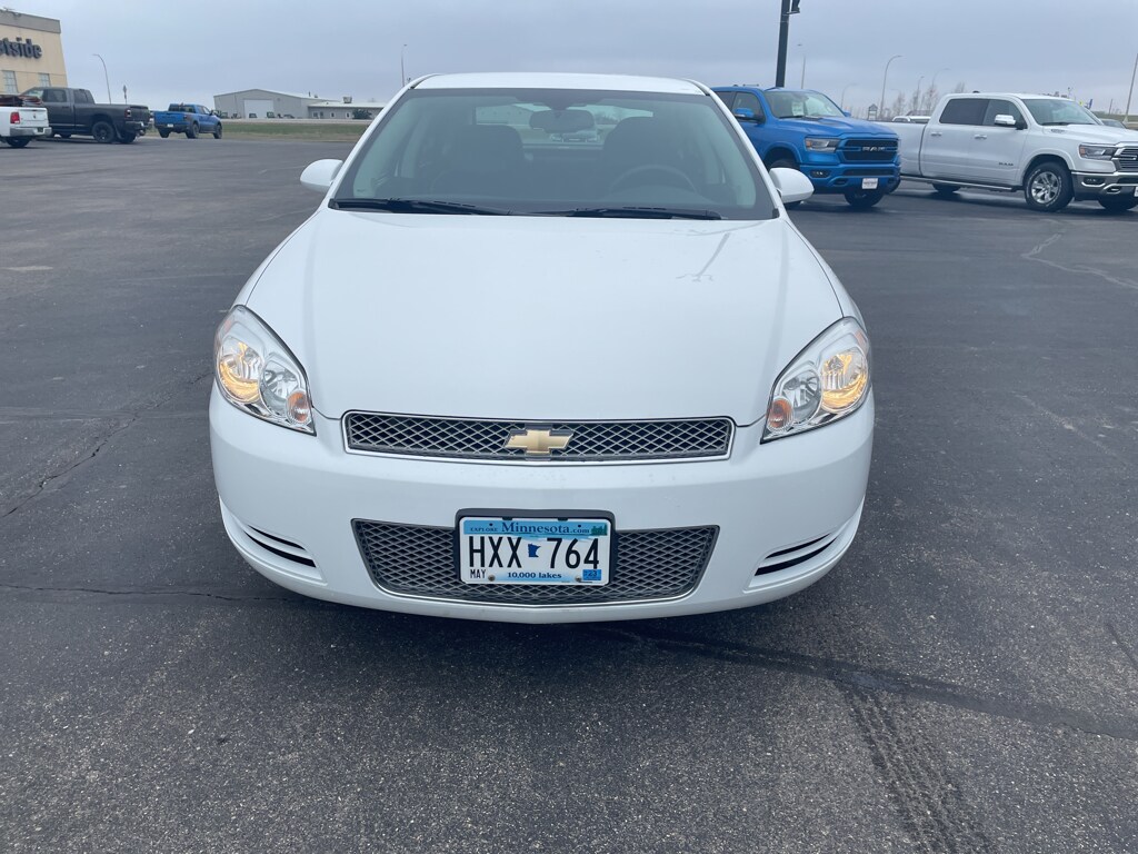 Used 2015 Chevrolet Impala Limited 1FL with VIN 2G1WA5E32F1148809 for sale in Thief River Falls, Minnesota