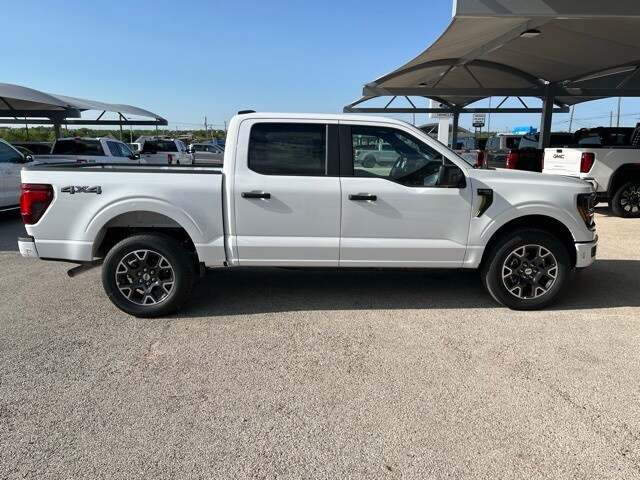 2025 Ford F-150 STX photo 4