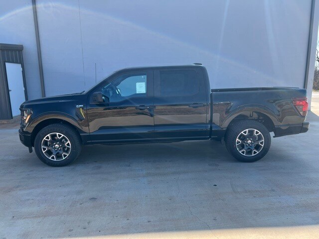 2025 Ford F-150 STX photo 4