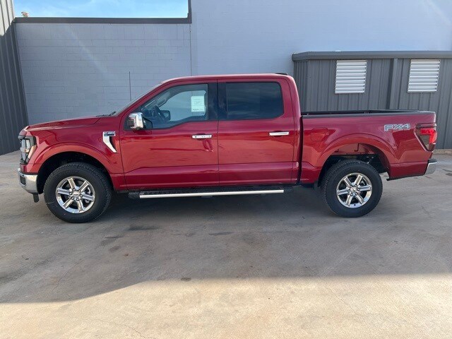 2025 Ford F-150 XLT photo 4