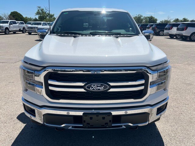 2025 Ford F-150 Lariat photo 2