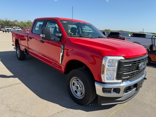 2026 Ford F-350 Super Duty XL's photo