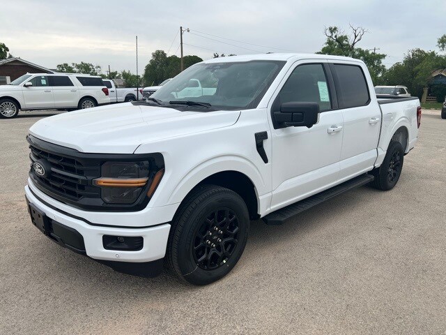 2025 Ford F-150 XLT photo 3