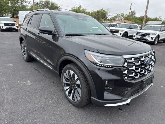 2026 Ford Explorer Platinum 4WD's photo