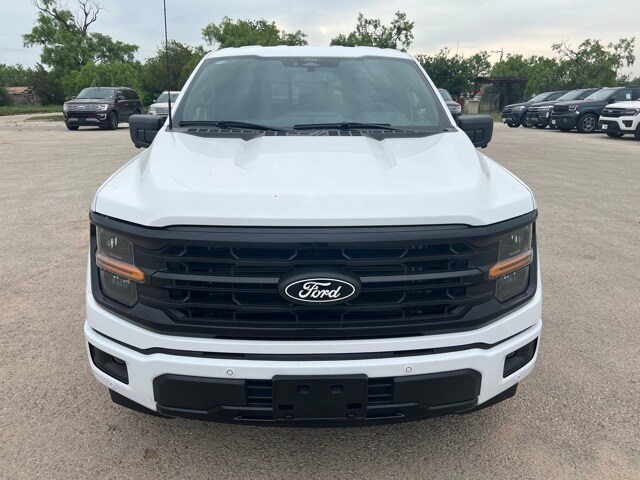 2025 Ford F-150 XLT photo 2