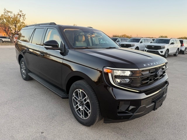 2025 Ford Expedition Active's photo