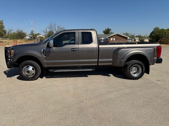 2022 Ford F-350 photo 3