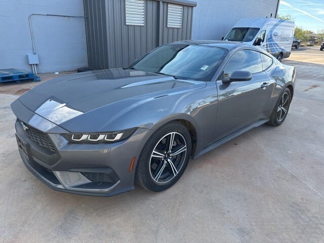 2024 Ford Mustang EcoBoost photo 3