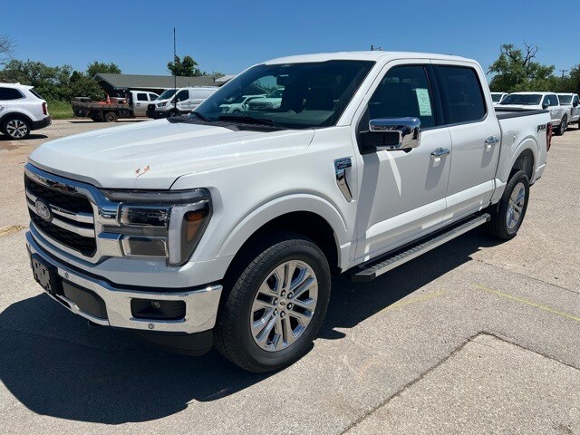 2025 Ford F-150 Lariat photo 3