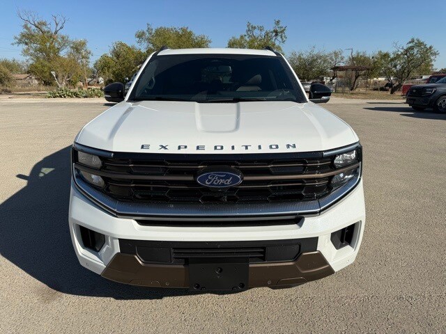 2025 Ford Expedition MAX King Ranch photo 2