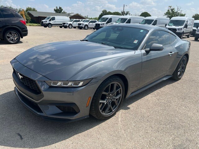2024 Ford Mustang EcoBoost Premium photo 3