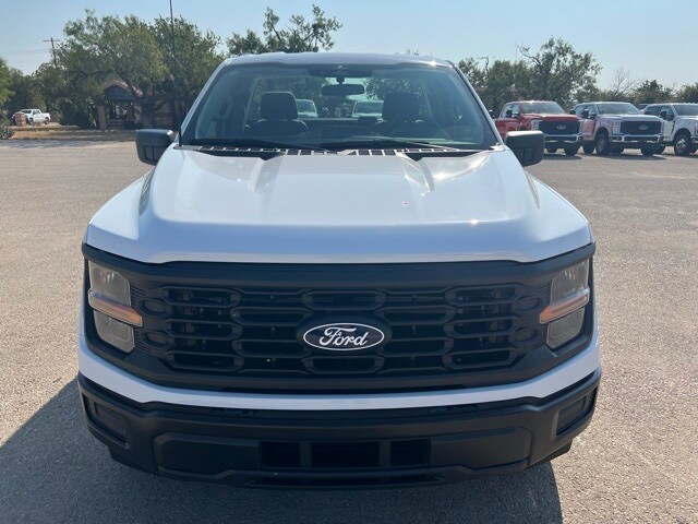 2025 Ford F-150 XL photo 2