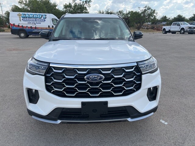 2025 Ford Explorer Platinum photo 2