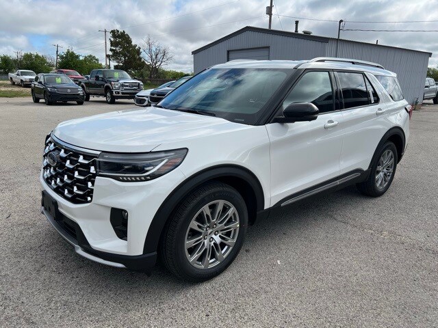 2025 Ford Explorer Platinum photo 3