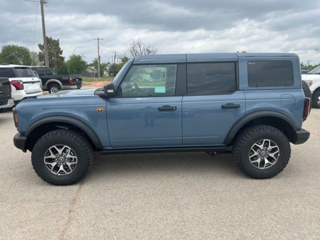 New 2025 Ford Bronco Badlands SUV