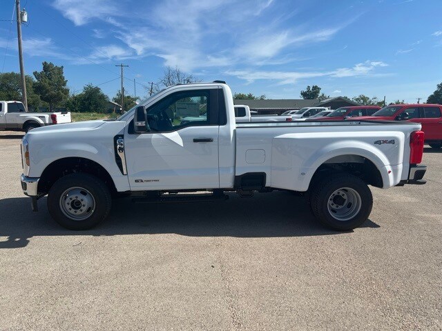 2025 Ford F-350 XL photo 4
