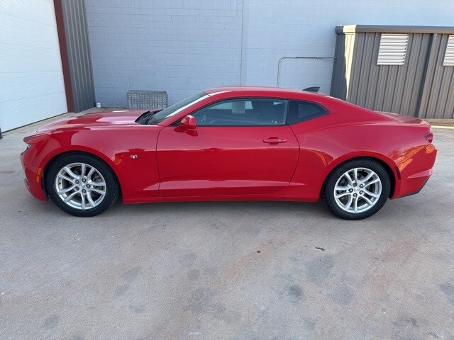 2019 Chevrolet Camaro 1LT photo 4