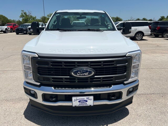 2025 Ford F-250 XL photo 2
