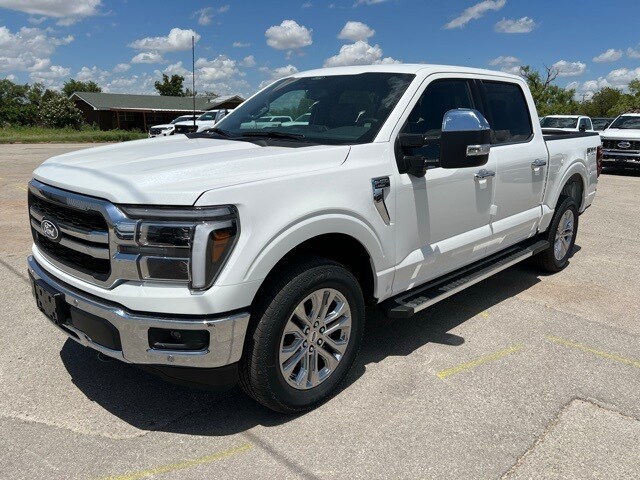 2025 Ford F-150 Lariat photo 3
