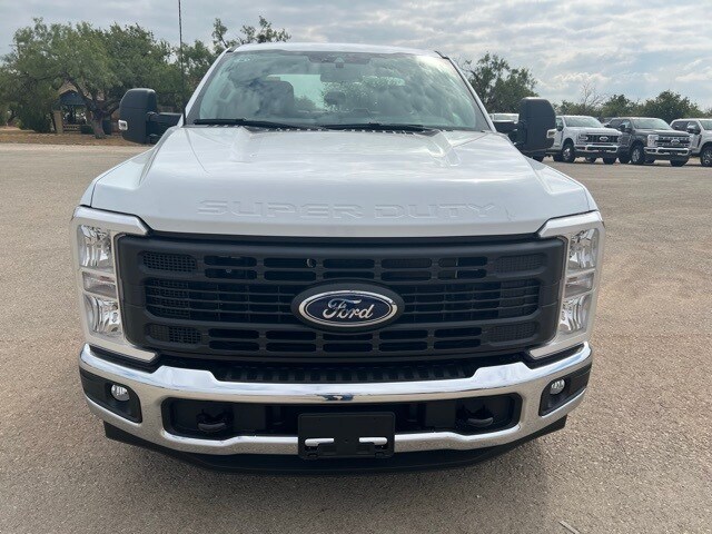 2026 Ford F-250 XL photo 2