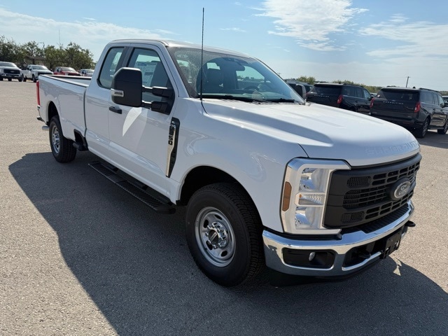 2026 Ford F-250 Super Duty XL's photo