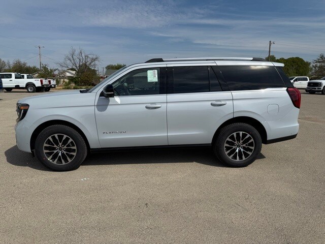 2025 Ford Expedition Platinum photo 2