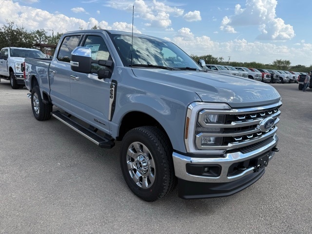 2026 Ford F-250 Super Duty Lariat's photo