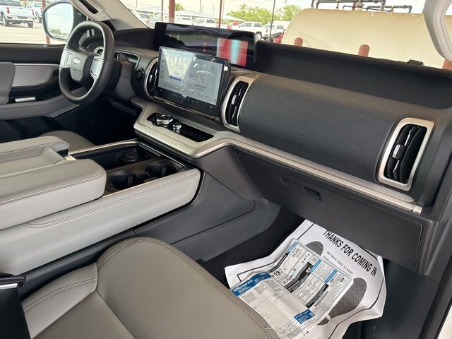 2025 Ford Expedition MAX Active - Photo 12
