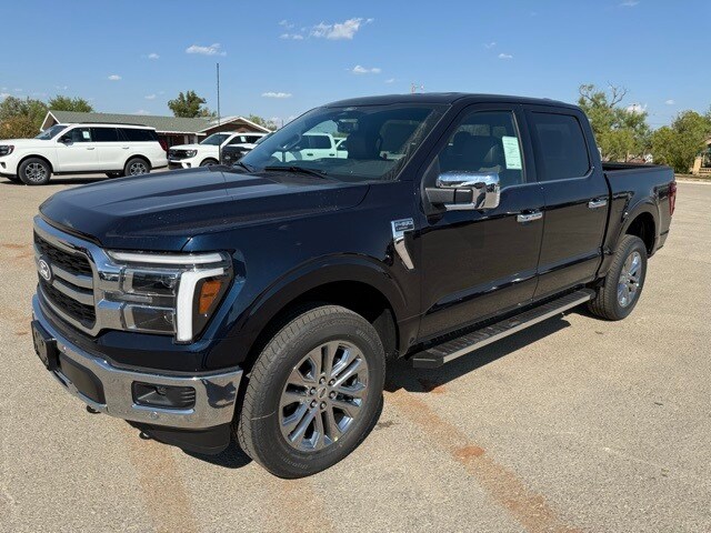 2025 Ford F-150 Lariat photo 3