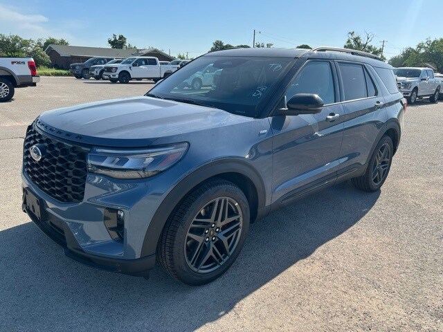 2025 Ford Explorer ST-Line photo 3