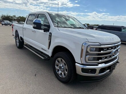2026 Ford F-250 Lariat Truck