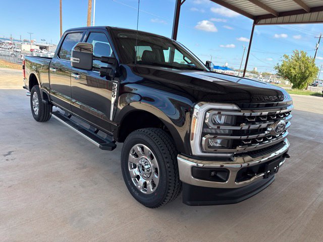 2027 Ford F-250 Lariat Truck