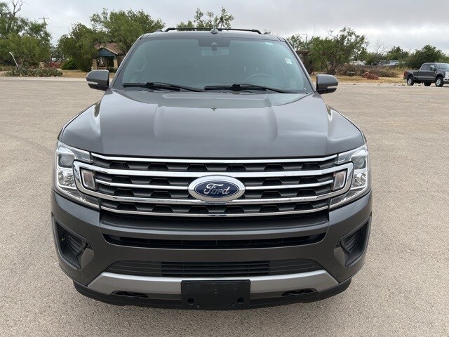 2021 Ford Expedition MAX XLT photo 2