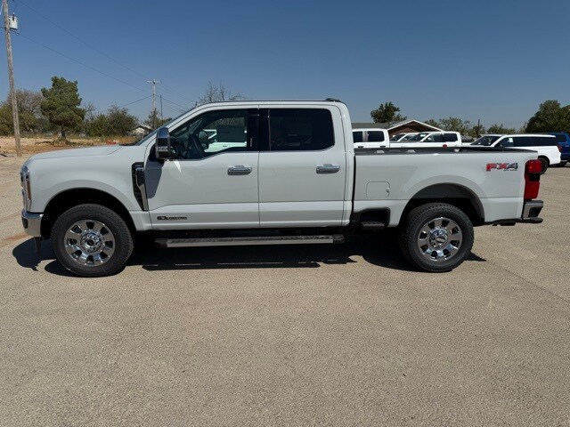 2026 Ford F-250 Lariat photo 4