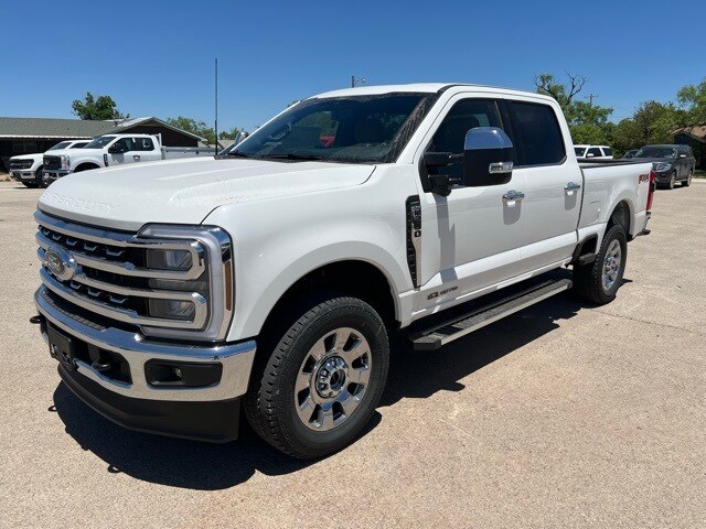 2025 Ford F-250 Lariat photo 3