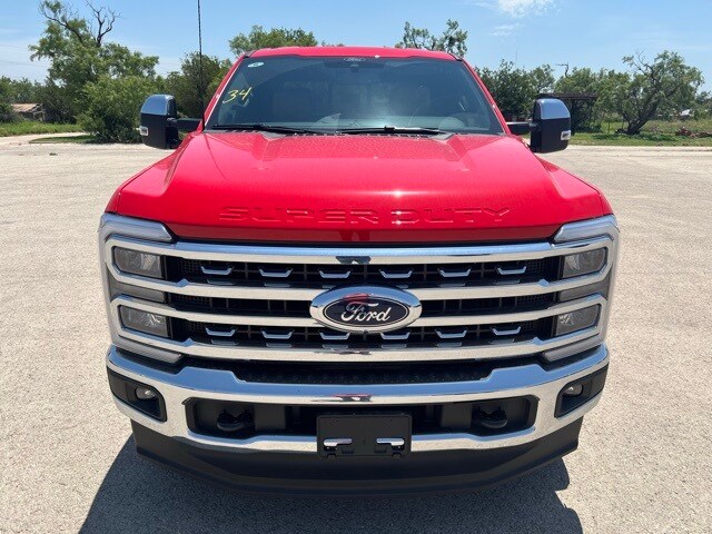 2025 Ford F-350 Lariat photo 2
