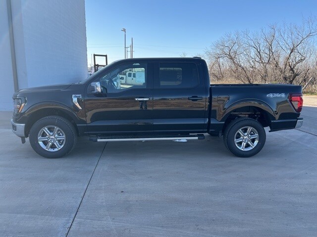 2025 Ford F-150 XLT photo 4