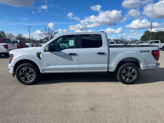 2025 Ford F-150 STX photo 4
