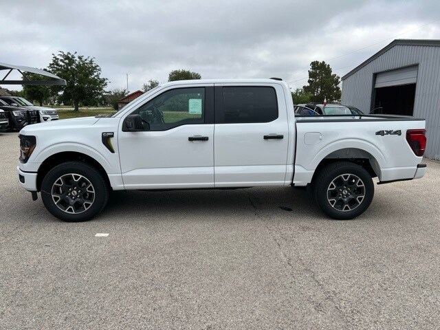 2025 Ford F-150 STX photo 4